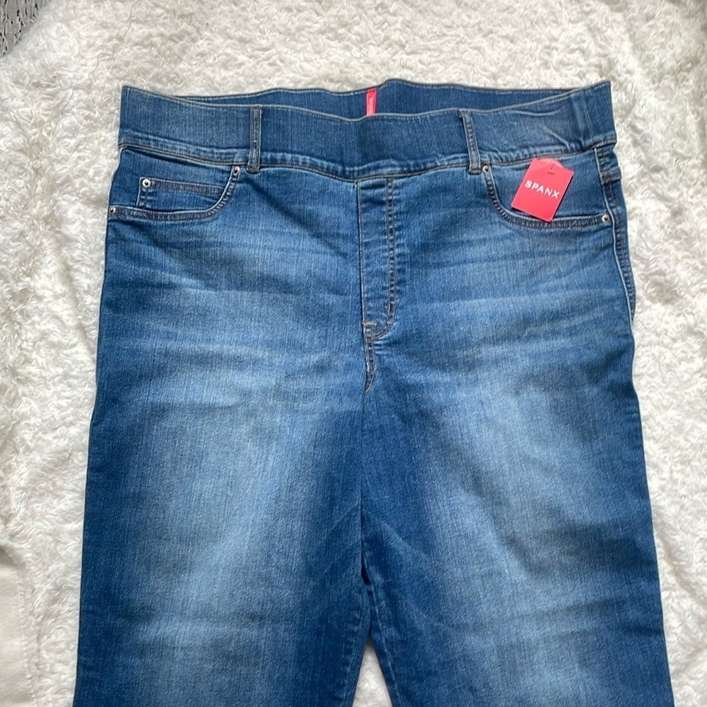 Spanx Classic Blue Denim Jeans - Picture 13 of 14